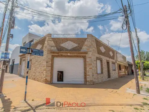 Venta casa 4 ambientes con patio y parrilla en Villa Libertad