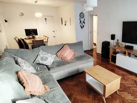 Venta Depto 4 amb C/Balcón y Dependencia en Barrio Norte