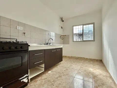 Depto Tipo Casa en Venta de 2 ambientes