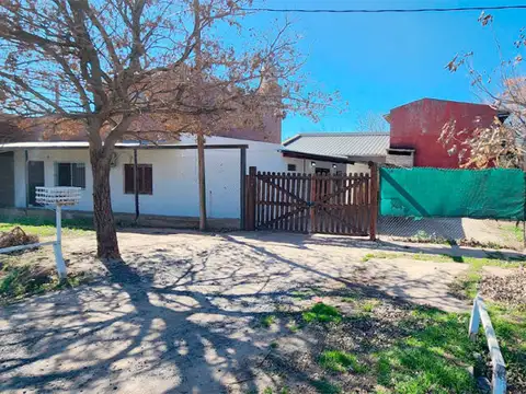 Casa en Alquiler en Pueblo Esther, Rosario