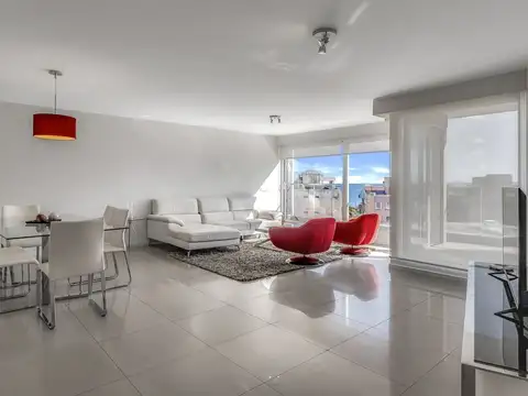 Departamento 4 ambientes con 3 baños