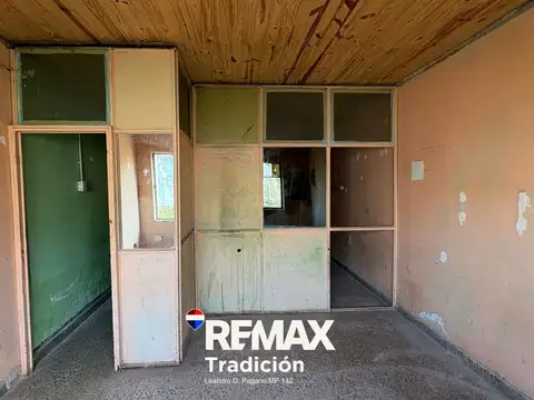 OFICINA EN VENTA PEATONAL ARTURO ILLIA 172