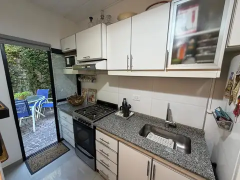 DEPARTAMENTO 2 AMB. RAMOS MEJIA CON JARDÍN