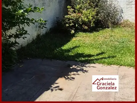 VENTA  CASA CÉNTRICA A RECICLAR ,GUALEGUAYCHU