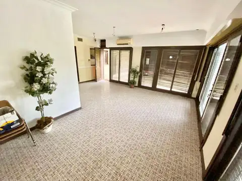 Casa en Venta en Castelar Norte, USD 190.000