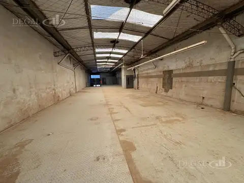 Galpon en Venta 60  mts Fondo