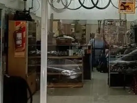 Local en Venta 40 años