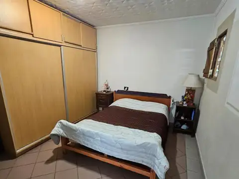 Casa 2 ambientes con 1 baño