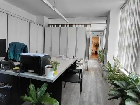 Oficina en Alquiler 60 años