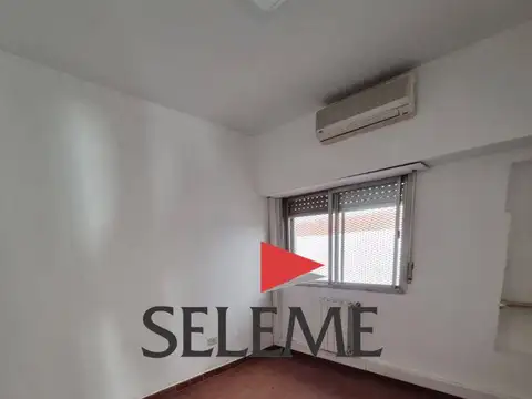 Casa en Alquiler con 1 cochera