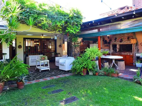Crisólogo Larralde 2100