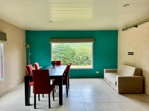 Casa 3 ambientes con 2 baños