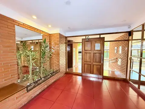 ALTE BROWN 700, Piso 9