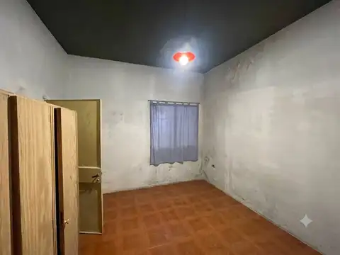 Depto Tipo Casa en Venta 68 años
