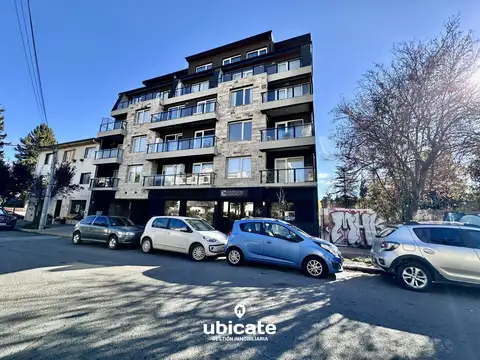 Departamento con Cochera Apto Turismo - Bariloche, Centro