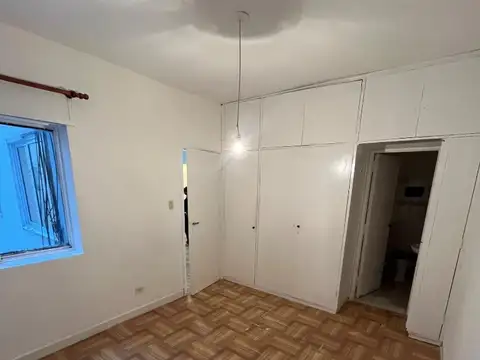 Venta. Departamento 2 ambientes. 11 de Septiembre y Pedraza.