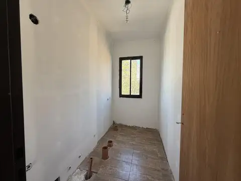 Casa en Venta en Roldan, USD 130.000