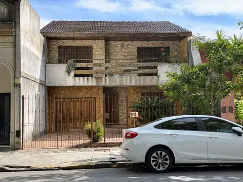 venta casa 4 ambientes Paternal con jardin