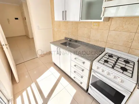 Depto Tipo Casa en Alquiler en Flores, $ 700.000