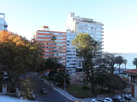 Juan Benito Blanco 700