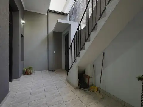 Depto Tipo Casa en Venta de 2 ambientes