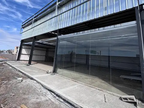 LOCAL COMERCIAL 300 MTS SOBRE CIRCUNVALACION