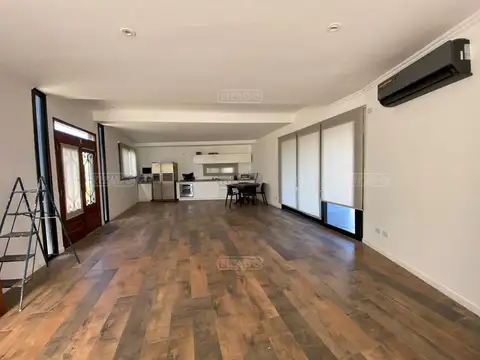 Casa en Alquiler al Oeste