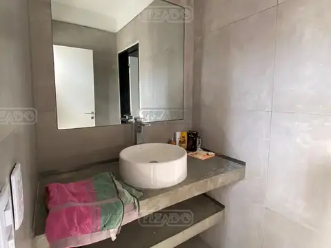 Casa en Alquiler con 1 cochera