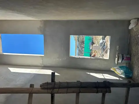 Casa 6 ambientes con 4 baños