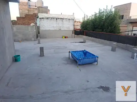 Casa 4 ambientes con 1 baño