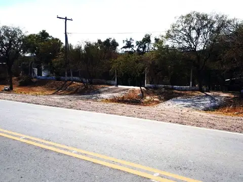 Camino entrada ,las gramillas