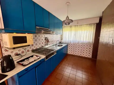 Casa en Venta con 5 cocheras