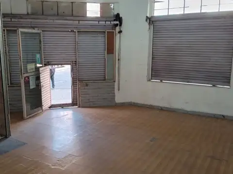 Local en Alquiler en San Justo, $ 600.000