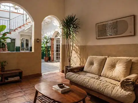 Depto Tipo Casa en Venta en Flores, USD 255.000