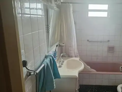 Depto Tipo Casa en Venta 66 años