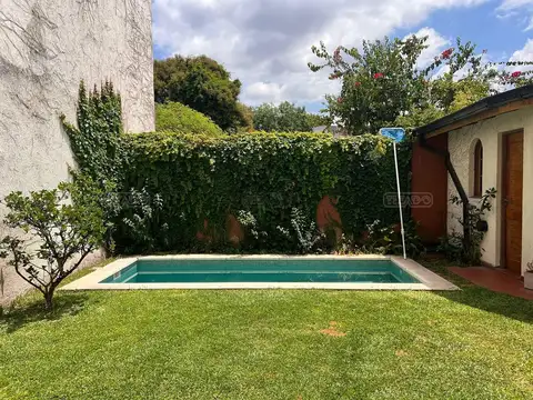 Casa en Alquiler de 3 dormitorios