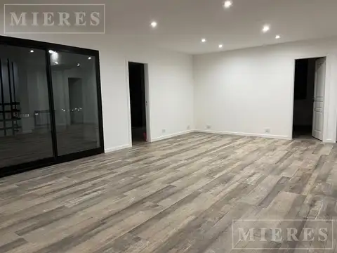 Casa 4 ambientes con 3 baños
