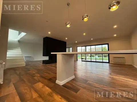 Casa en Venta en Puertos - Barrio Ceibos, USD 339.000