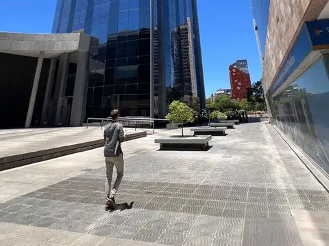 Oficina en Venta en Alberdi, USD 382.000