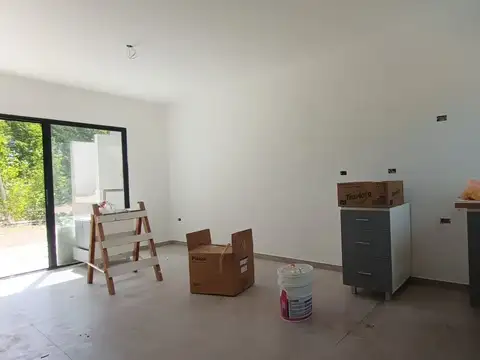 Casa 9 ambientes con 6 baños