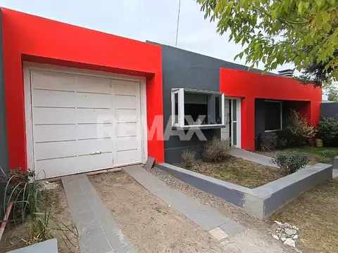 CASA DE 3 DORMITORIOS AMUEBLADA EN ALQUILER