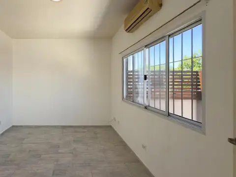 DEPARTAMENTO - 2 AMBIENTES -  MERLO SUR