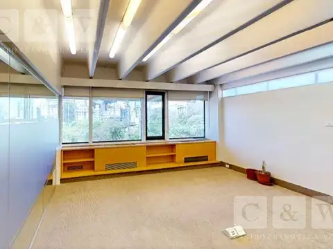 Maipú al 1300 | Oficina en venta | Retiro