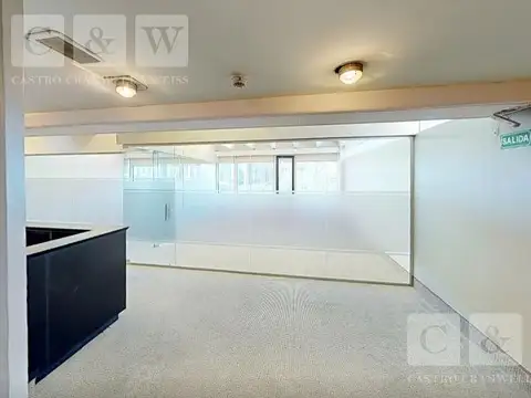 Oficina en Venta con 2 cocheras