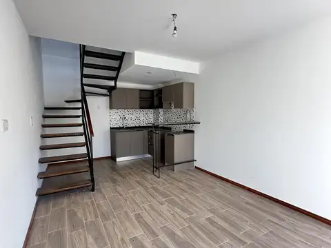 VENTA PH A ESTRENAR  DOS DORMITORIOS CON BALCON TERRAZA Y PATIO EN ARROYITO