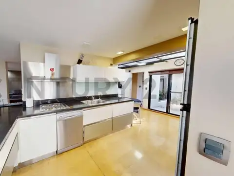 Departamento en Venta con 2 cocheras
