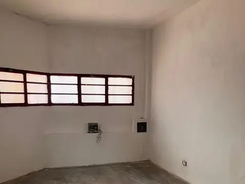 Local en Venta 40 años