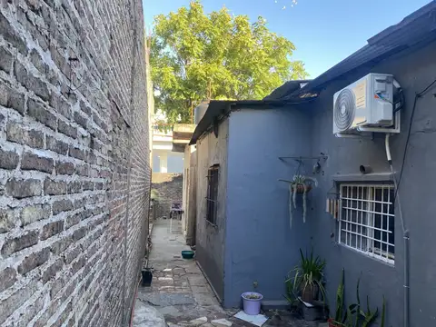 Galpon en Venta en Sarandi, USD 70.000