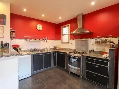 Casa en Venta con 1 cochera