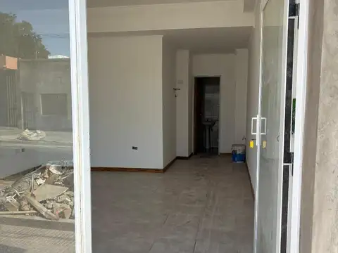 vendo local comercial en calle laprida